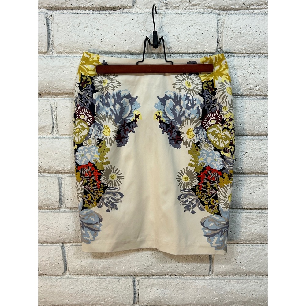 H&M Floral Pencil Skirt Cream Blue Yellow Botanical Print Size 6 Knee Length